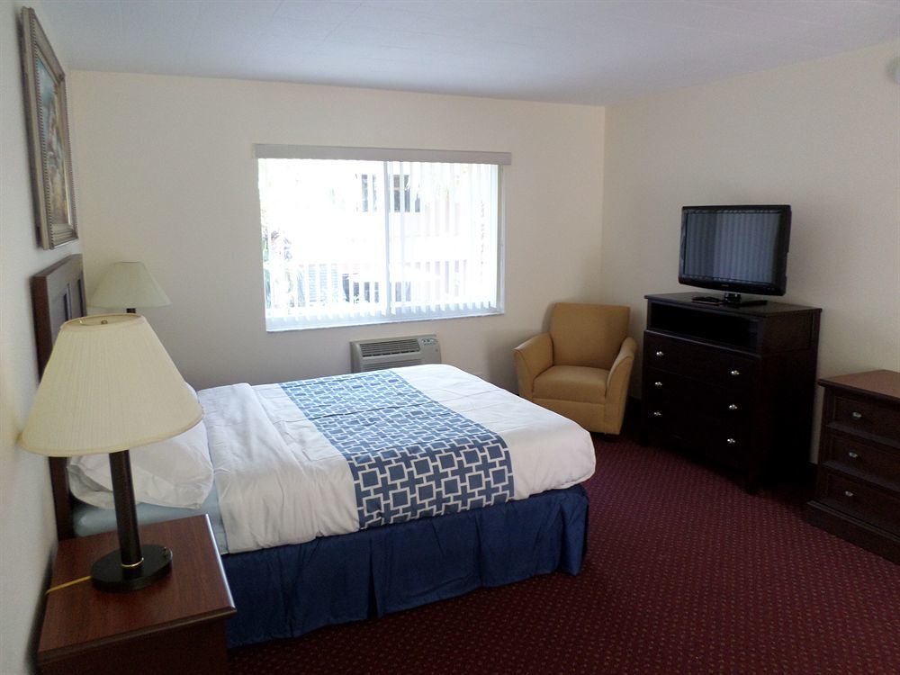 Surf Side Resort Помпано Бич Экстерьер фото