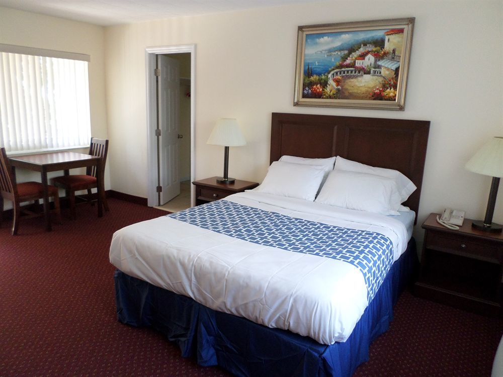 Surf Side Resort Помпано Бич Экстерьер фото